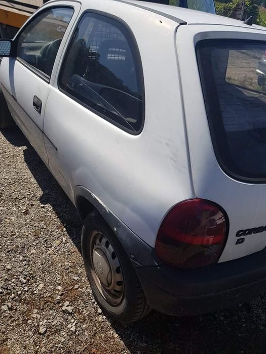 Opel corsa b 1.5d - Para Peças