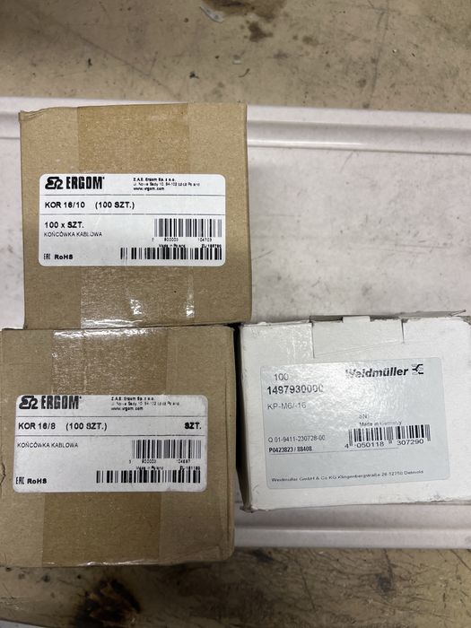 Końcówka oczkowa 16 mm