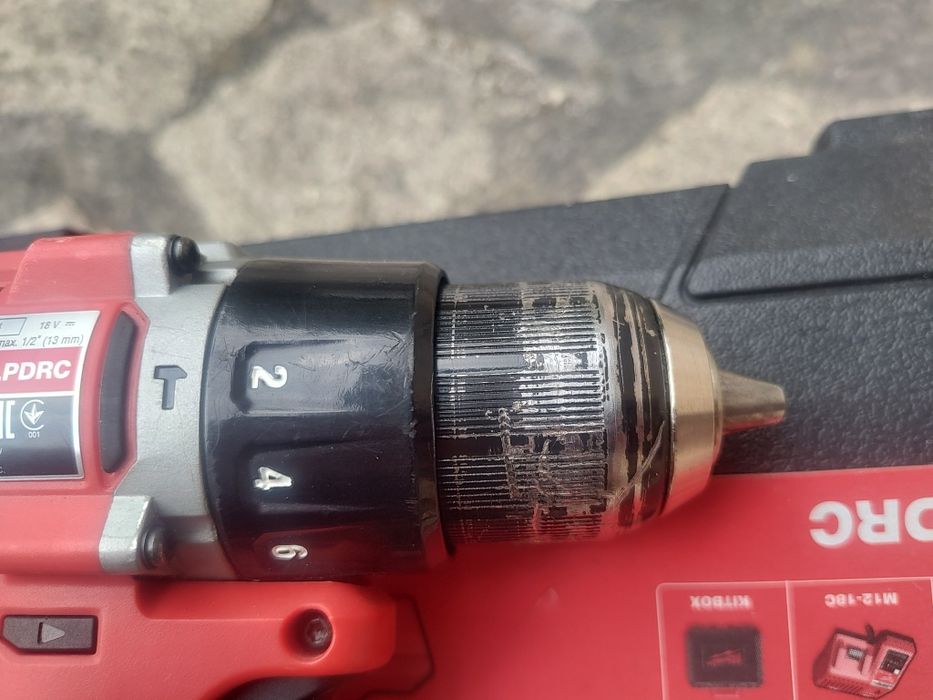 Wkrętarka Milwaukee M18 BLPDRC z Aku 4.0 Ah
