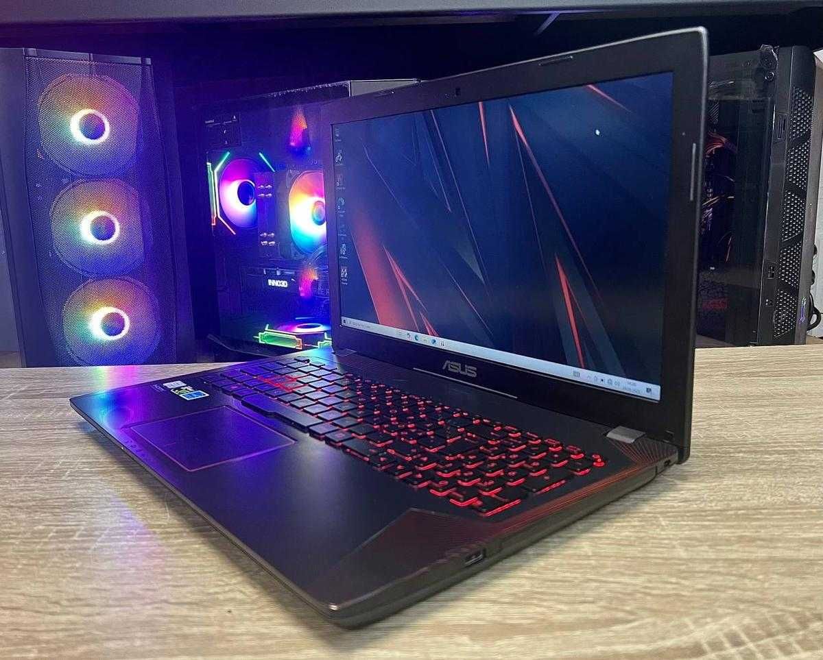 Ноутбук ASUS FX553V i5-7300HQ/8Gb/256SSD/GTX1050-4Gb ГАРАНТІЯ