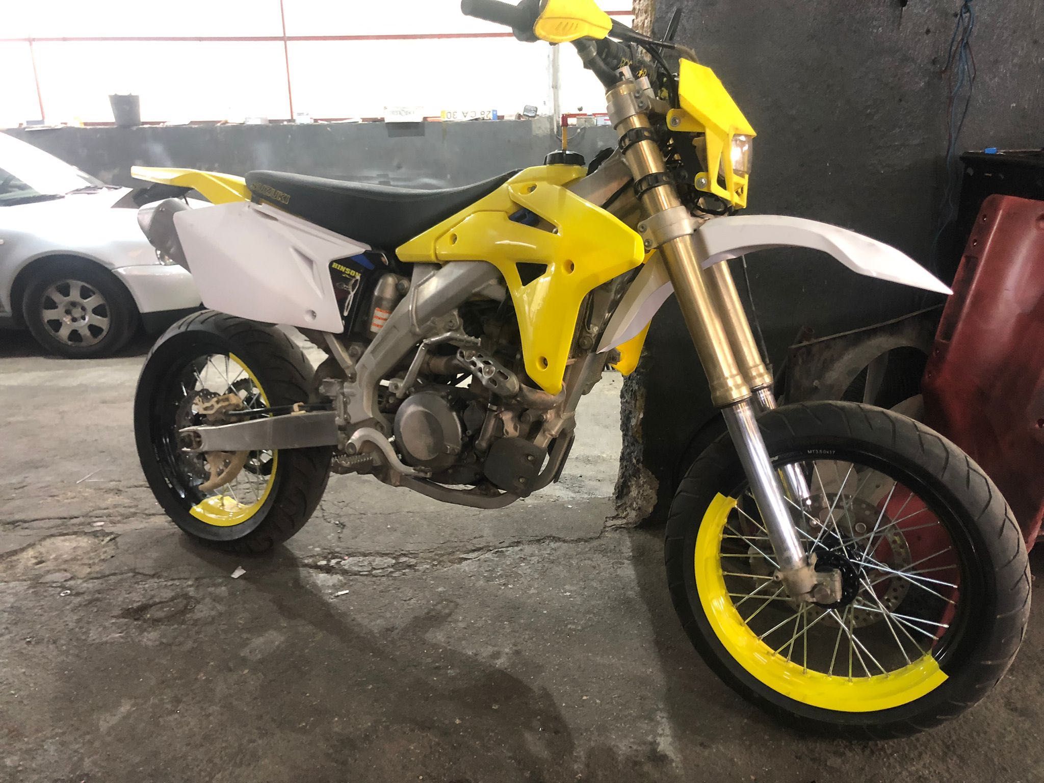 Suzuki rmz 450 matriculada