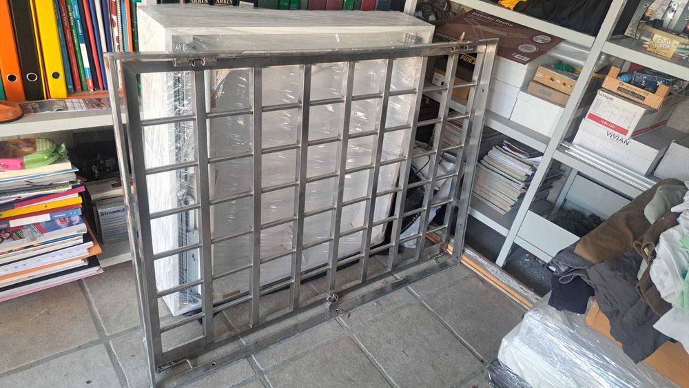 Oportunidade_ Grade em inox