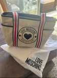 Carteira original Moschino