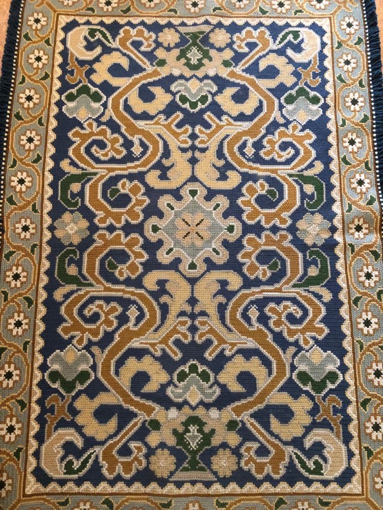 Tapete de Arraiolos 1,60x1,10.