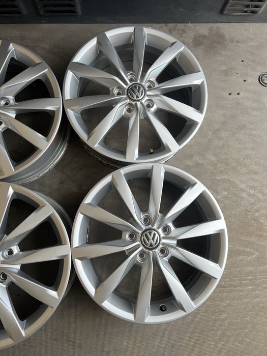 Диски 5 112 R17 Volkswagen passat b8 Jetta b7 Golf 7 6 5 Skoda Octavia