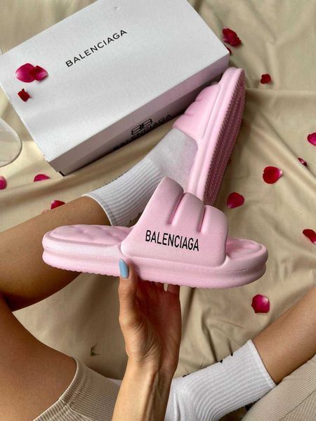 Женские шлепанцы Balenciaga Puffy Slides шльопки шлепки баленсиага