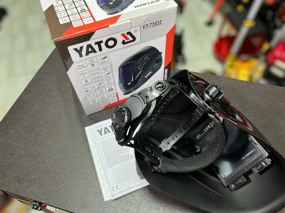 Сварочная маска Хамелеон YATO на 4 датчика MIG/MAG/MMA/TIG