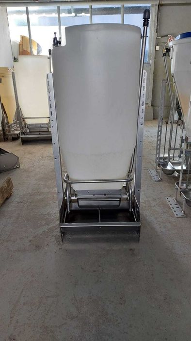 Karmnik tubomat tucznikowy Speedfeeder VERBA dla świń import Holandia