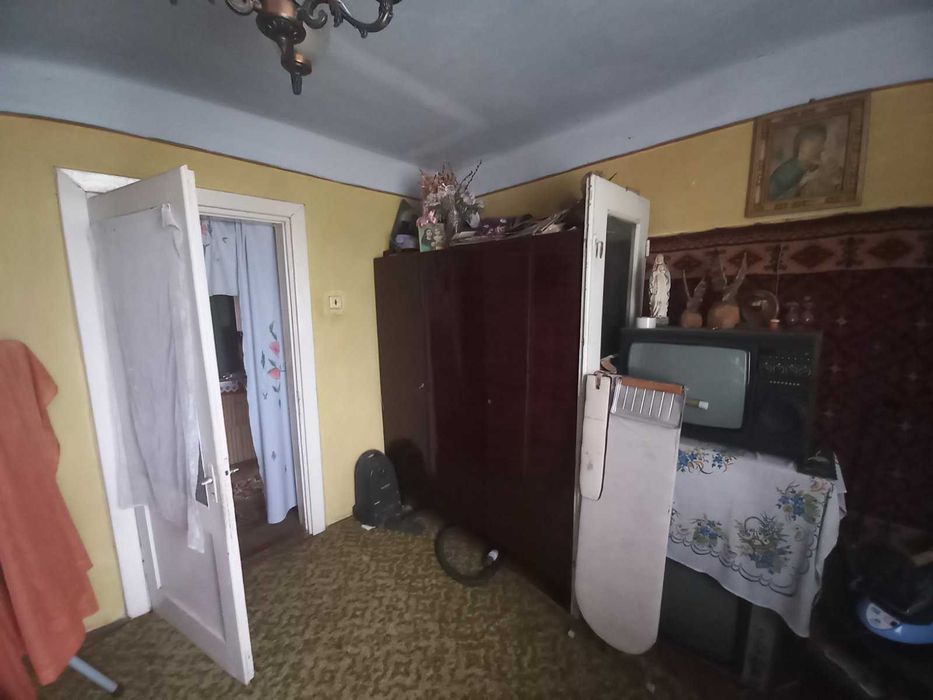 2-х кімнатна квартира с. Сапіжанка