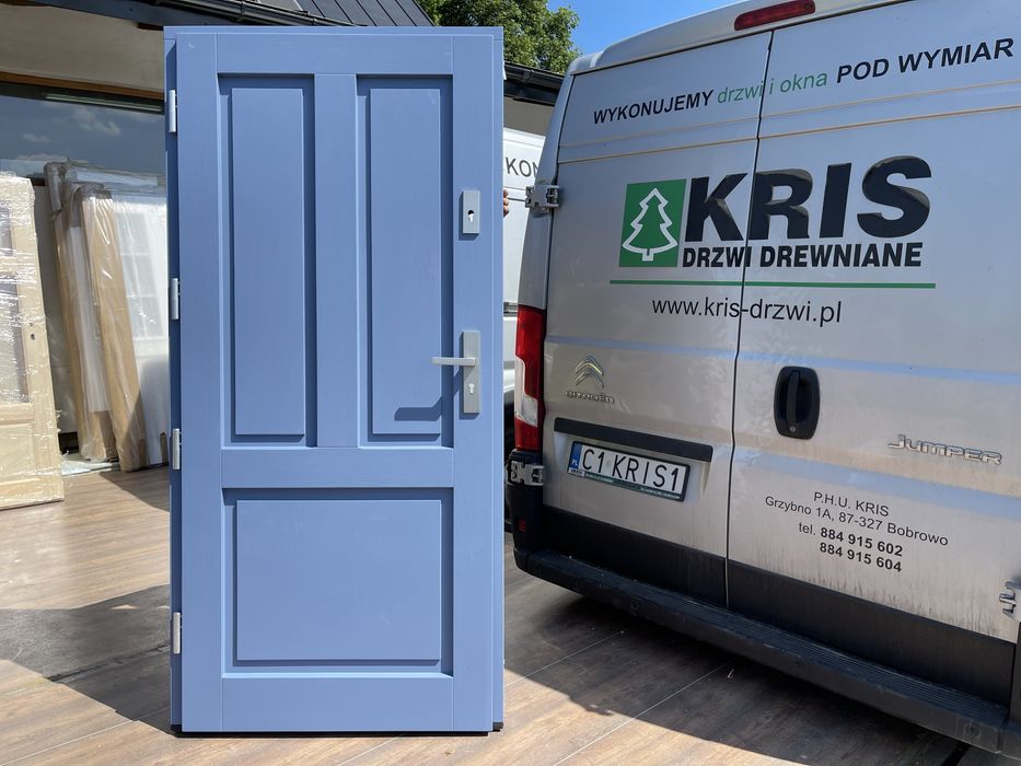 Drzwi zewnętrzne drewniane niebieskie czyste powietrze Na wymiarMontaż