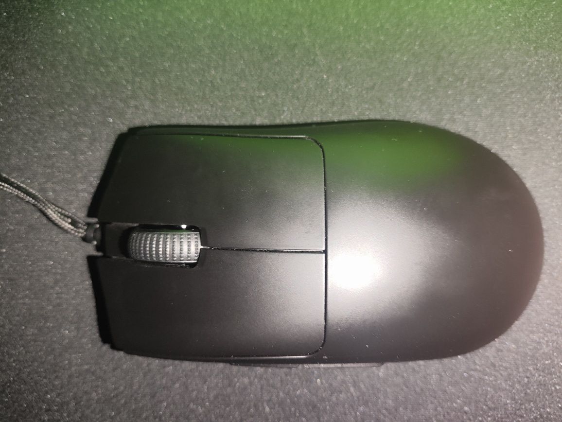 Продаю Мишу razer deathader v 3