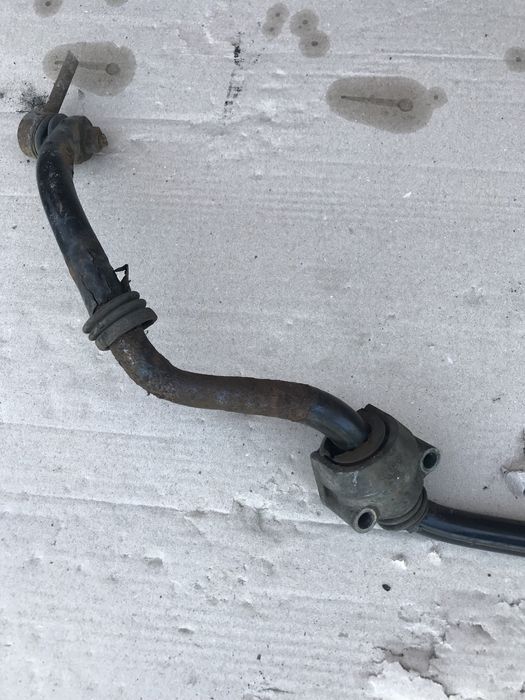 Передній стабілізатор Mercedes-Benz W203 Цешка C-Class