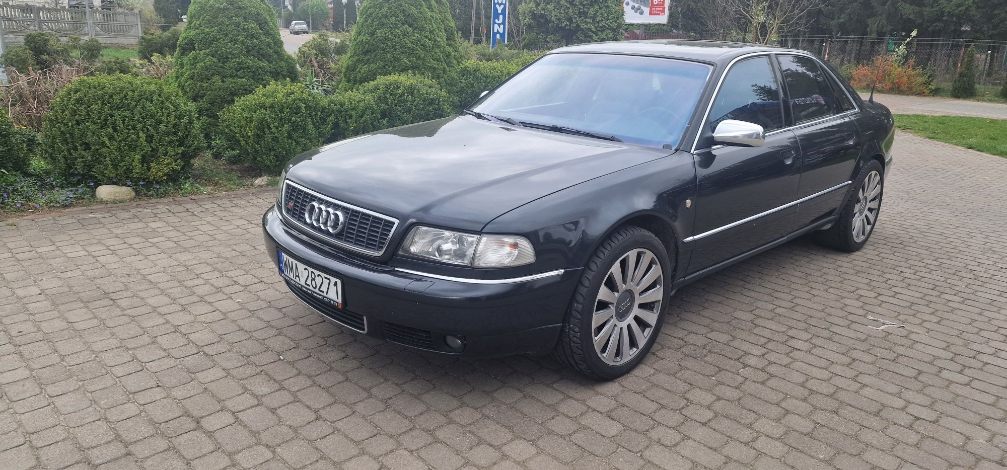 AUDI S8 D2 przed lift