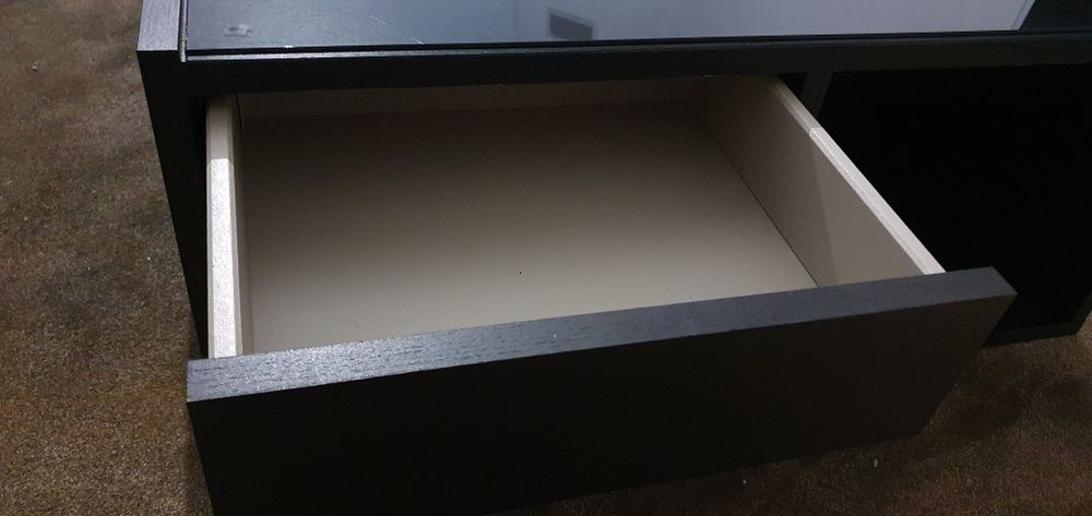 Mesa de centro preta IKEA