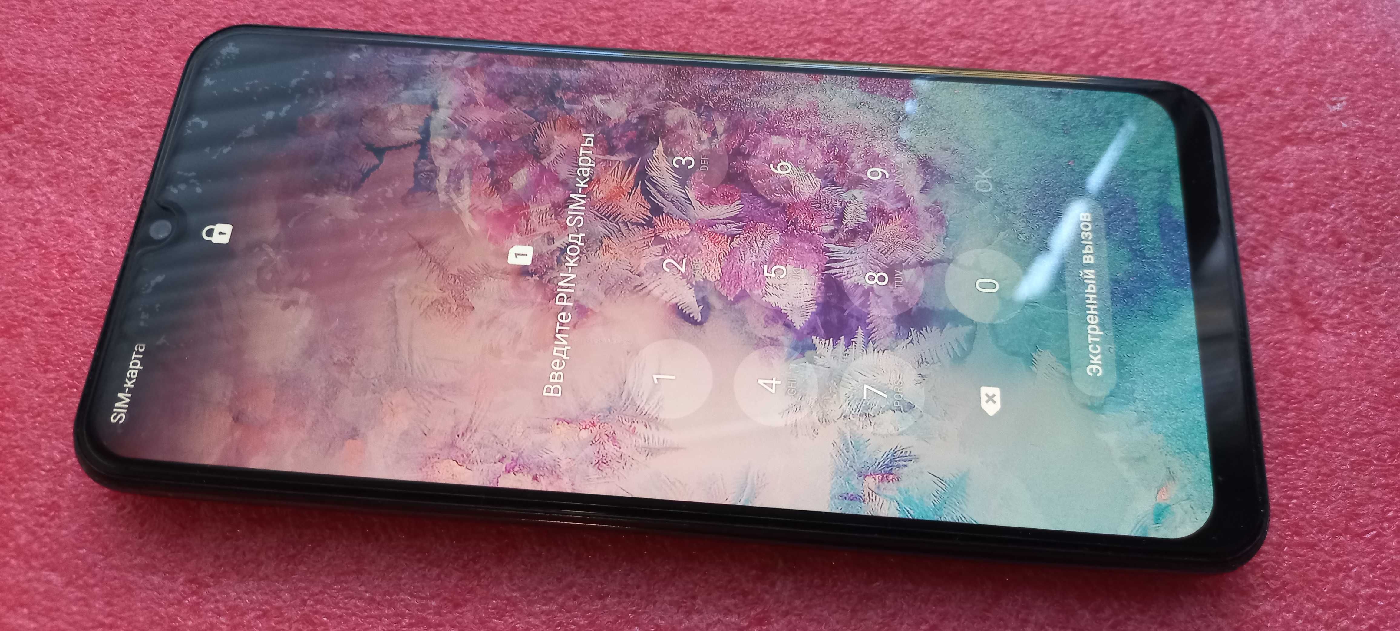 Samsung a50 4/64 + новая батарея.