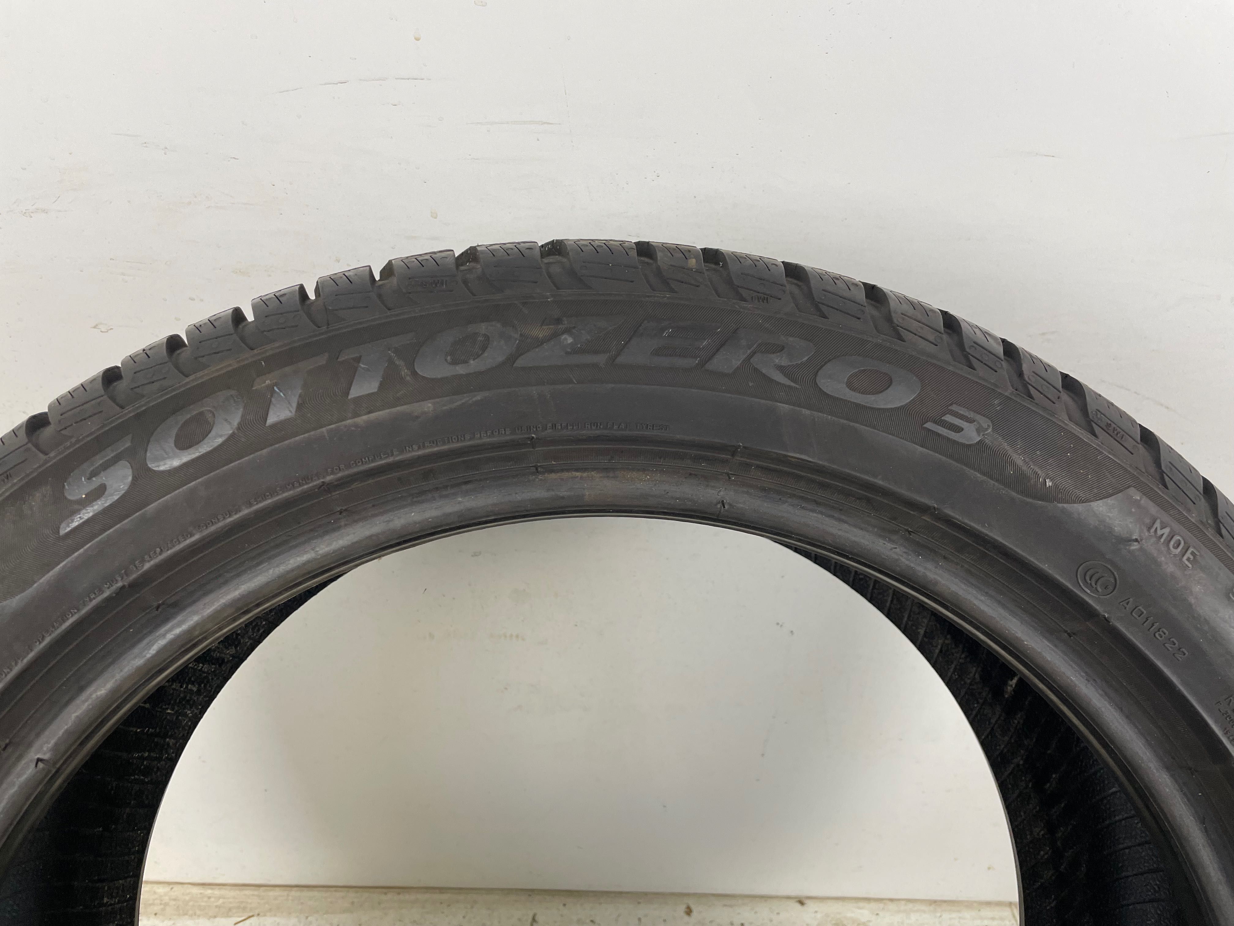 245/45R19 102V Pirelli Sottozero 3 MOE RunFlat 23rok