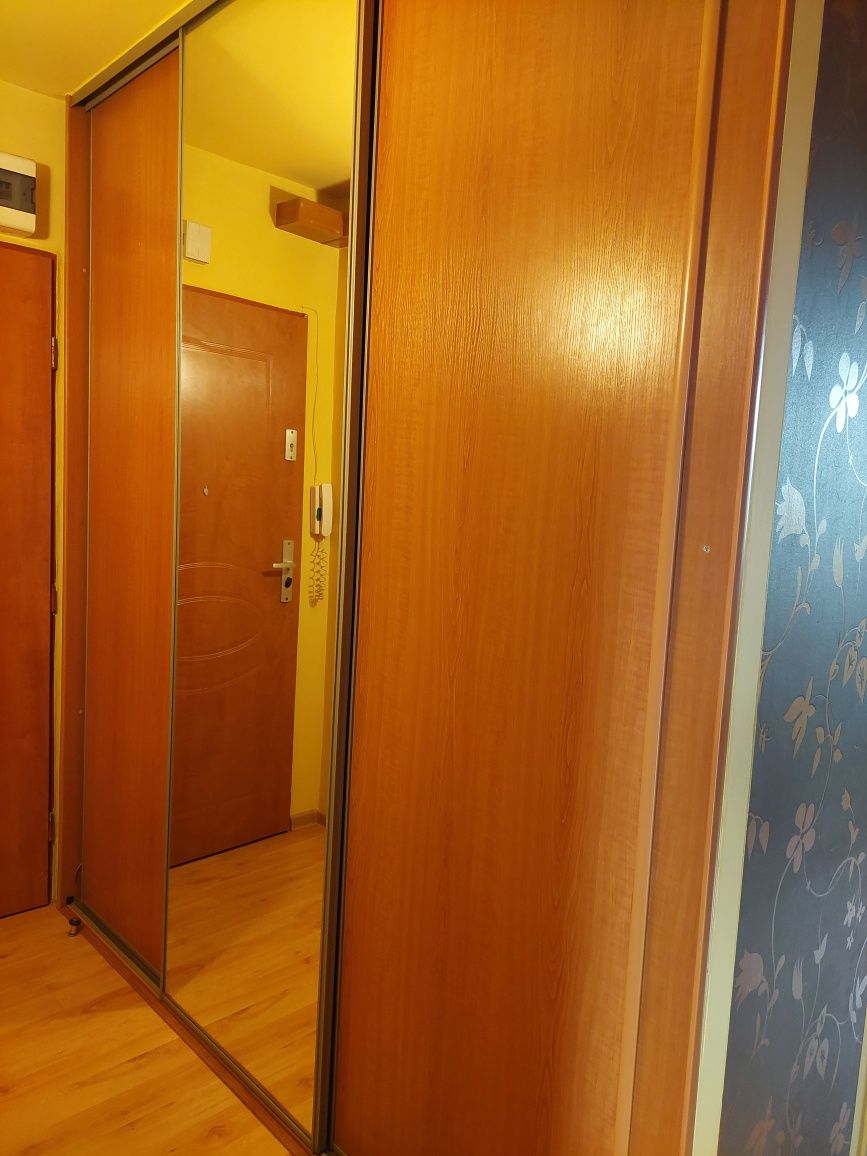 Sprzedam mieszkanie w bloku przy ul. Amii Krajowej 30