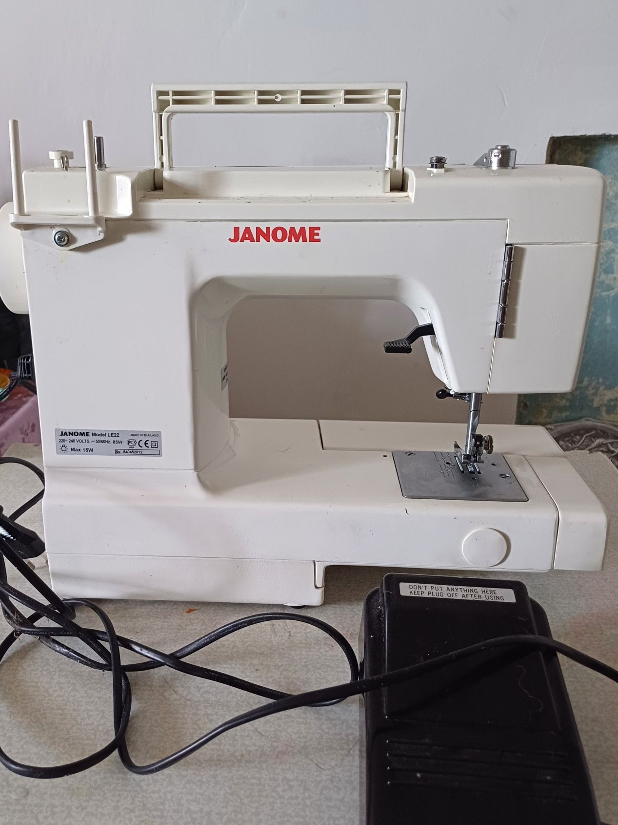 Швейная машинка Janome