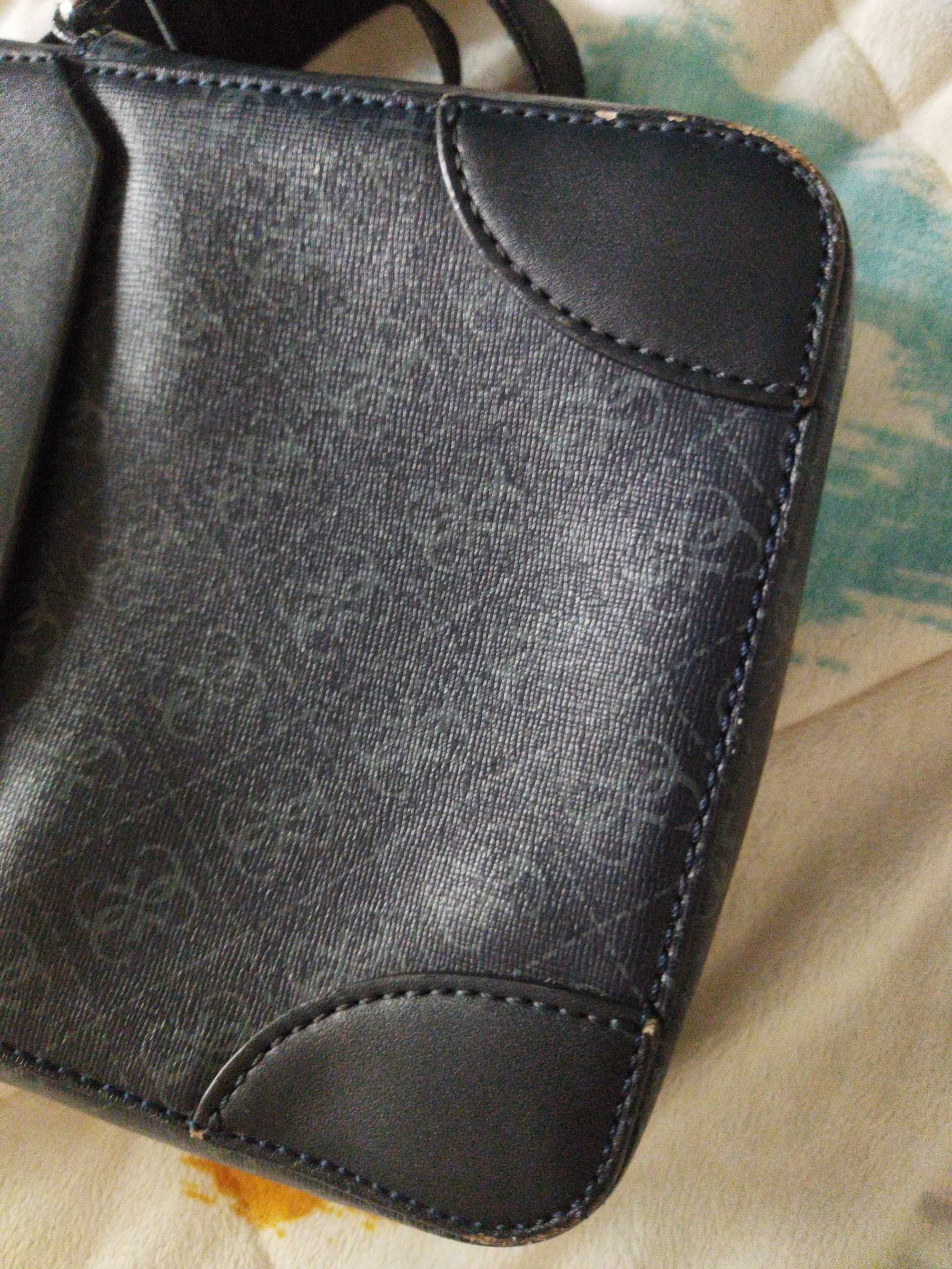 Bolsa da Guess usada