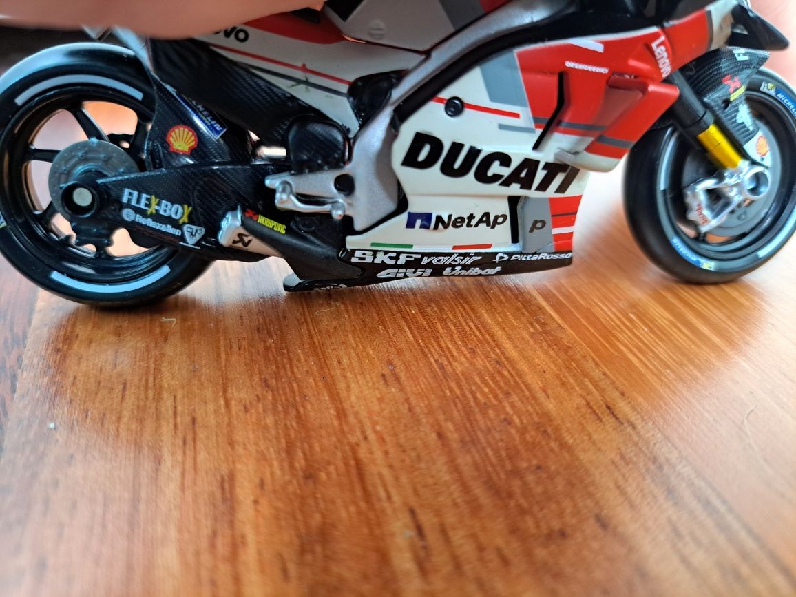 Motocykl Ducati.