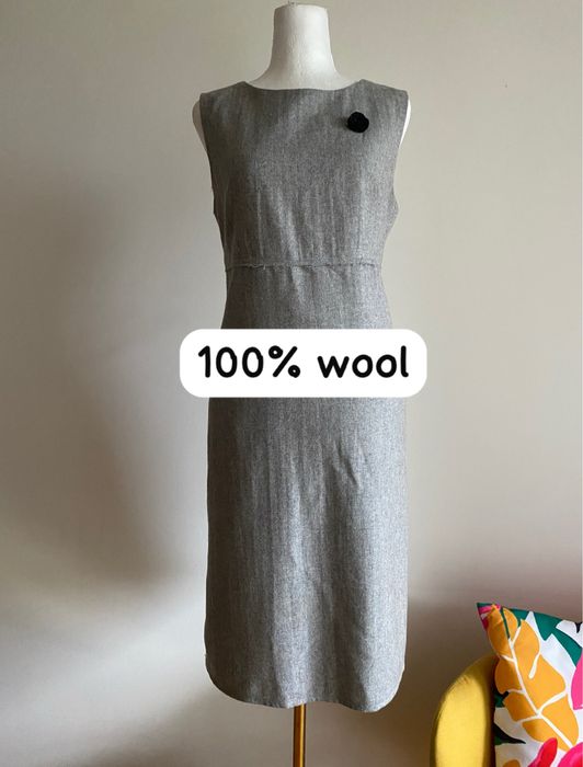 Wełniana elegancka sukienka biznesowa z wełny 100% klasyczna premium