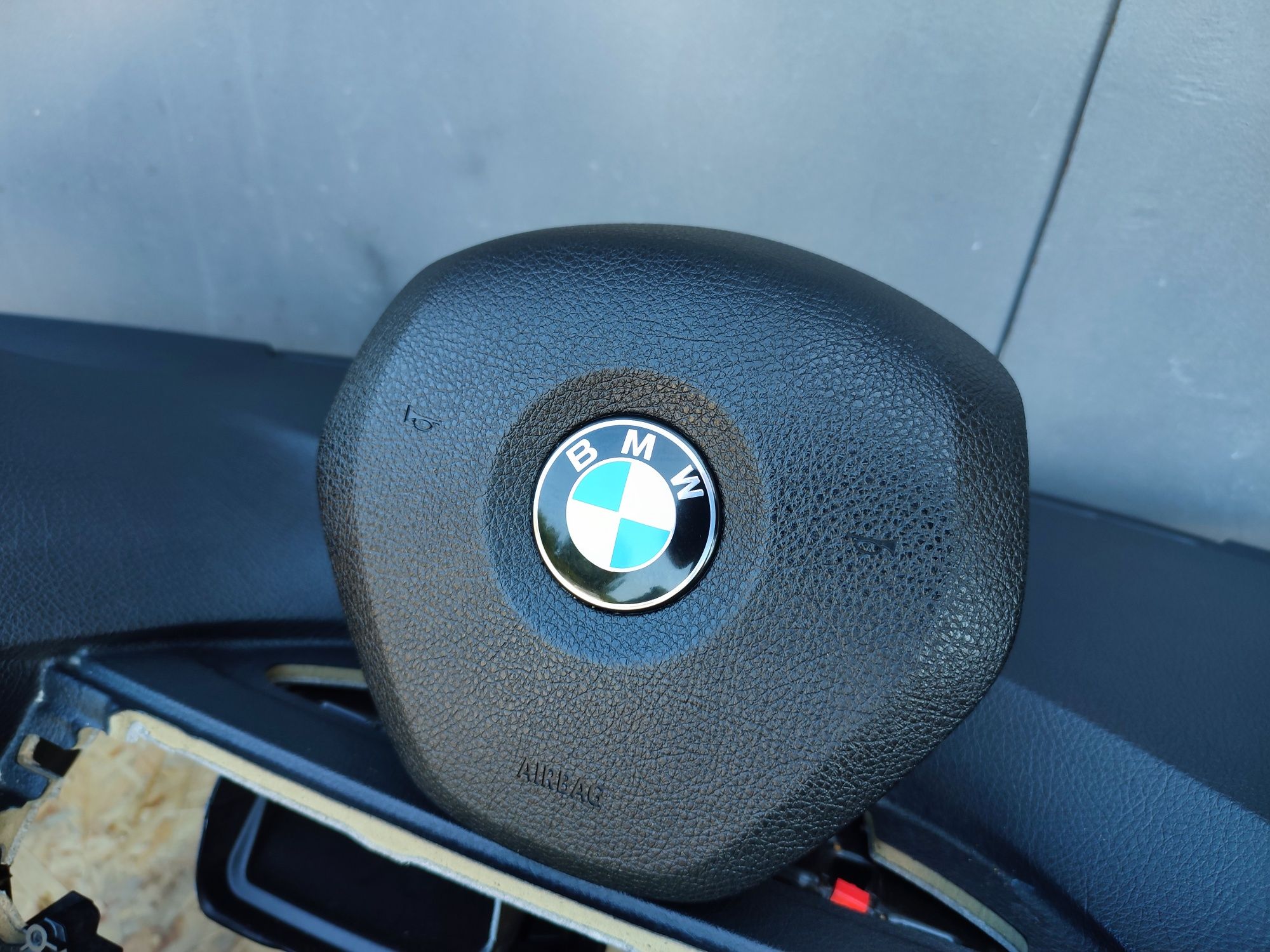 Торпедо, ремень, штора, подушка в руль, потолок BMW F30, F32