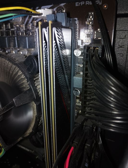 Pack Gaming Intel i3 10100f + Motherboard Gigabyte|