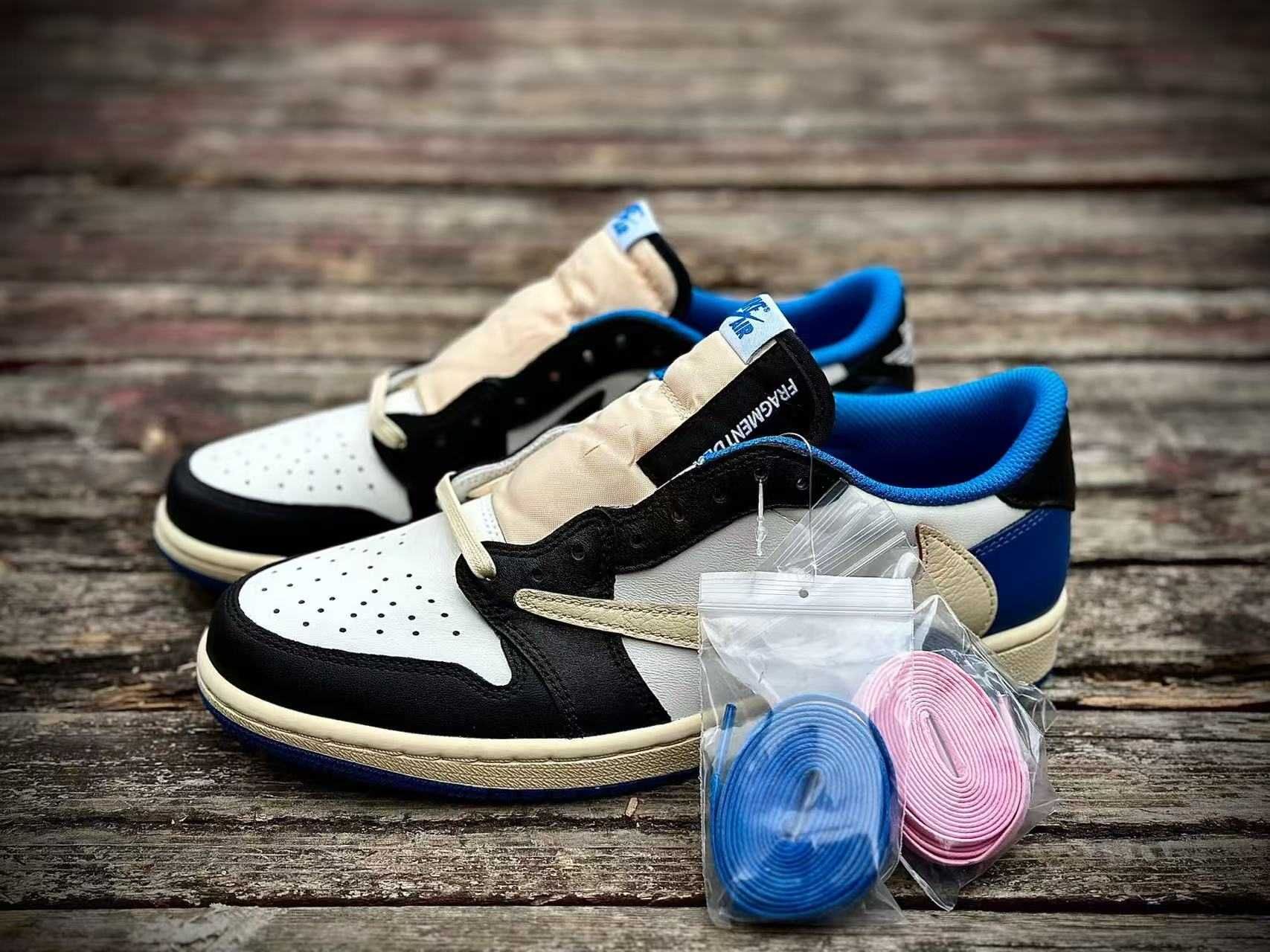 Scott x Fragment Design x Jordan Air Jordan 1 Low Zupełnie nowy
