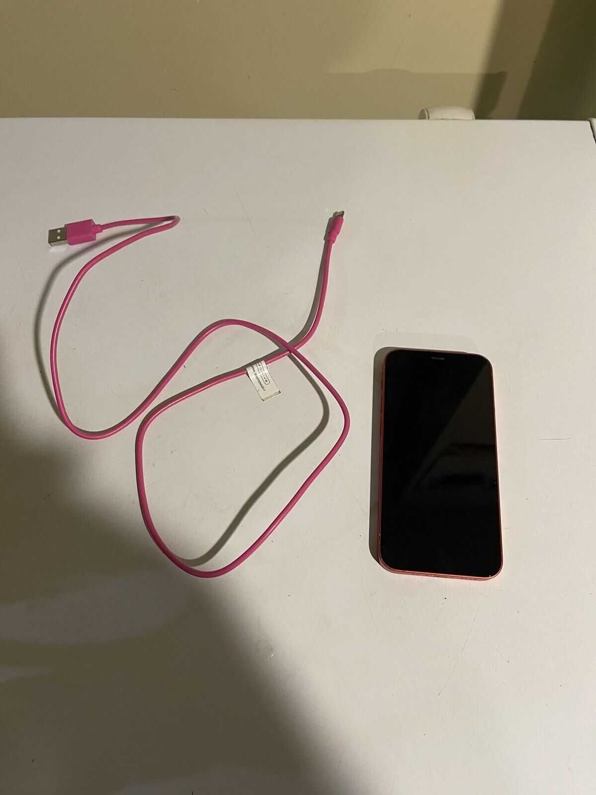 Iphone 12 mini 128gb czerwony (lekkie rysy na oblamówce)