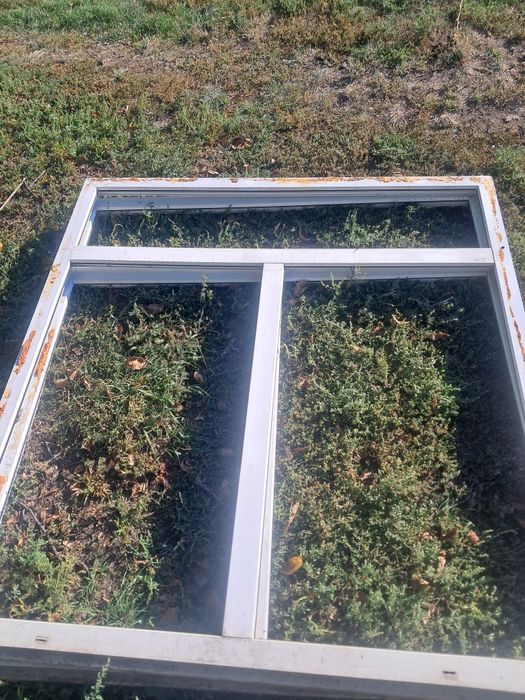 вікно металопластікові182 на 172 два шт