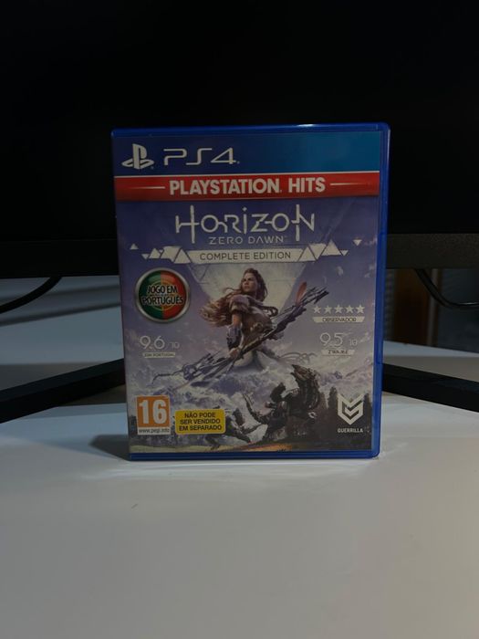 Horizon: Zero Dawn – Complete Edition – PS4 (PlayStation Hits)