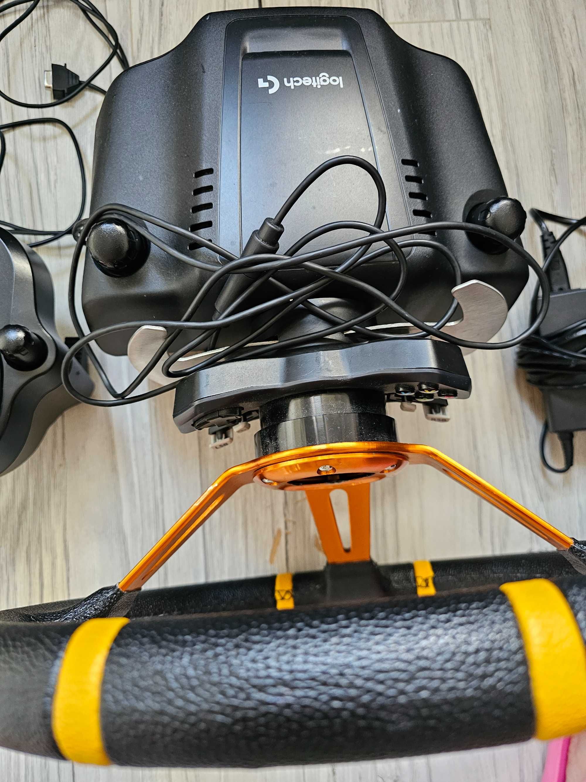 Zestaw Logiteh + shifter i niwa driftowa obręcz