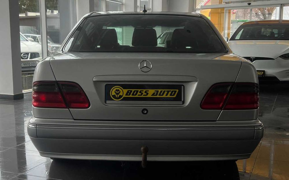 Mercedes-Benz E 270 2001