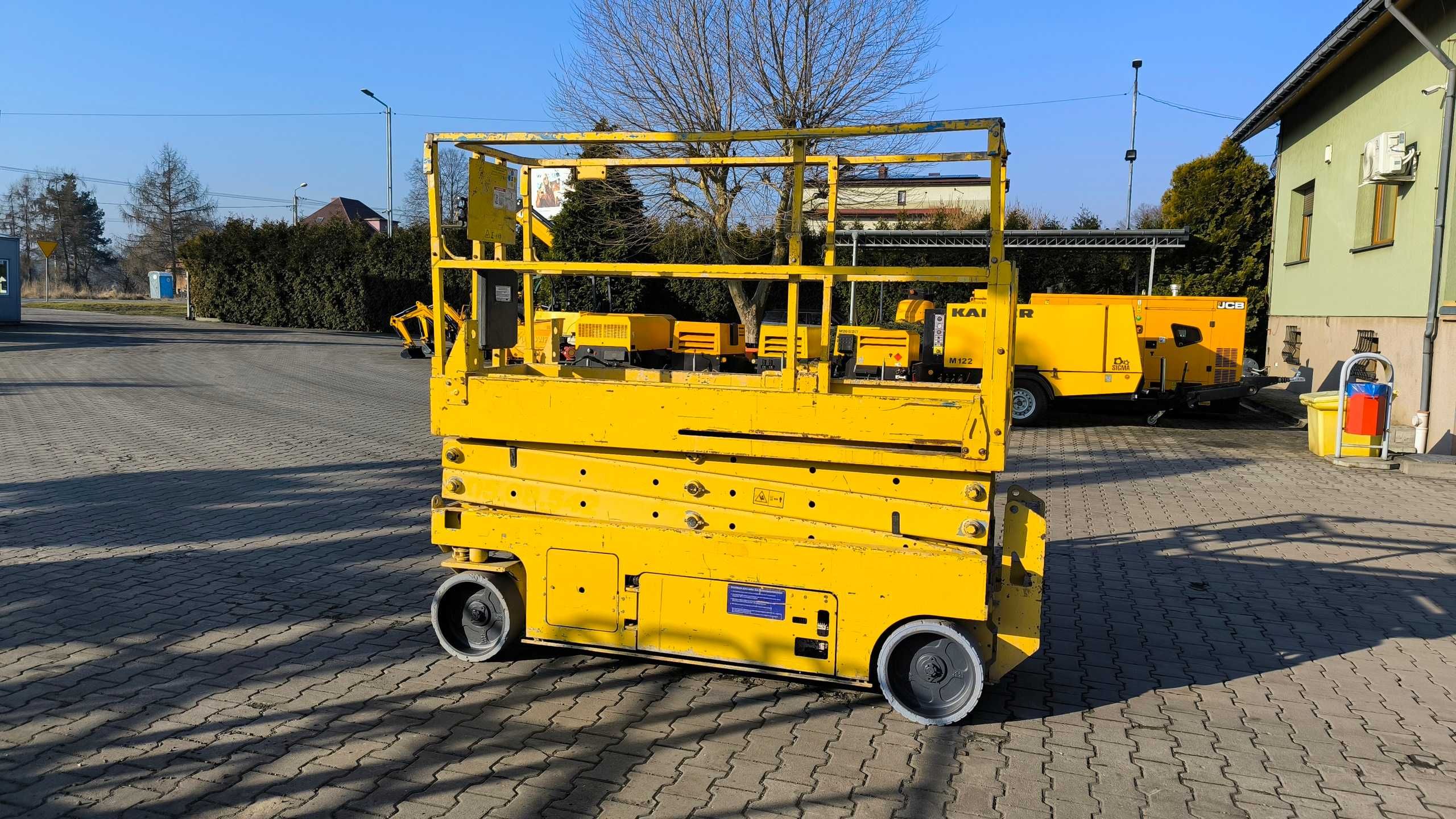 Podnośnik nożycowy Genie GS 2032 rok 2007 cena 13500 netto