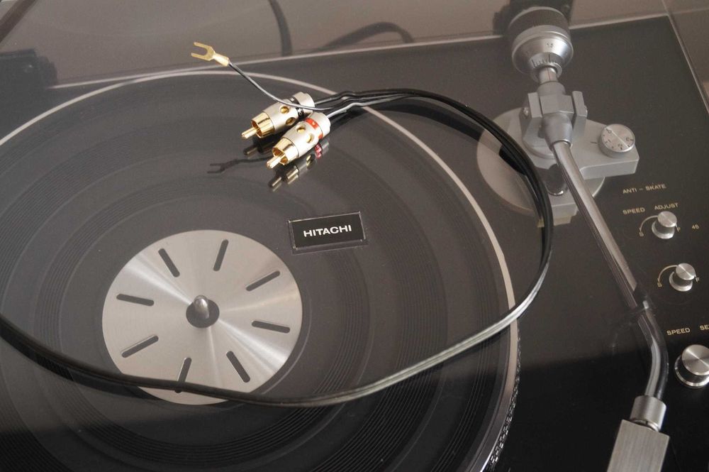Gramofon Hitachi PS-48