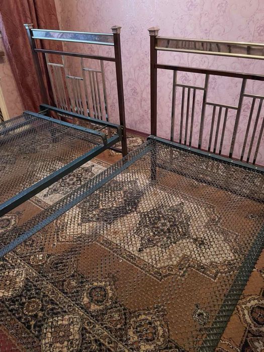 Металеве панцирне ліжко, нікельовані бильця – 2 шт., 204×90 см