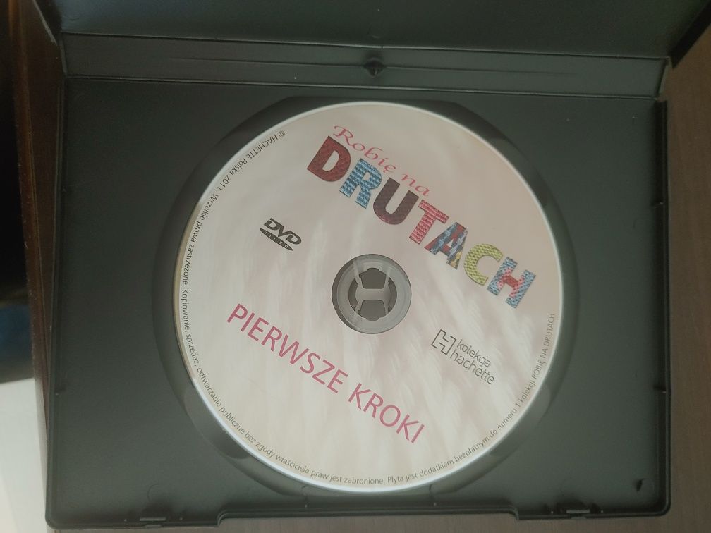 Płyta z poradnikiem Robię na drutach