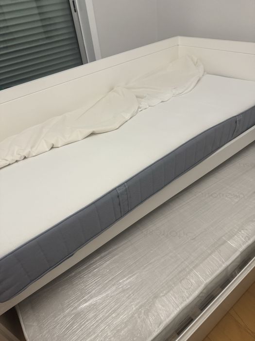 Vendo cama marca kidshouse como nova