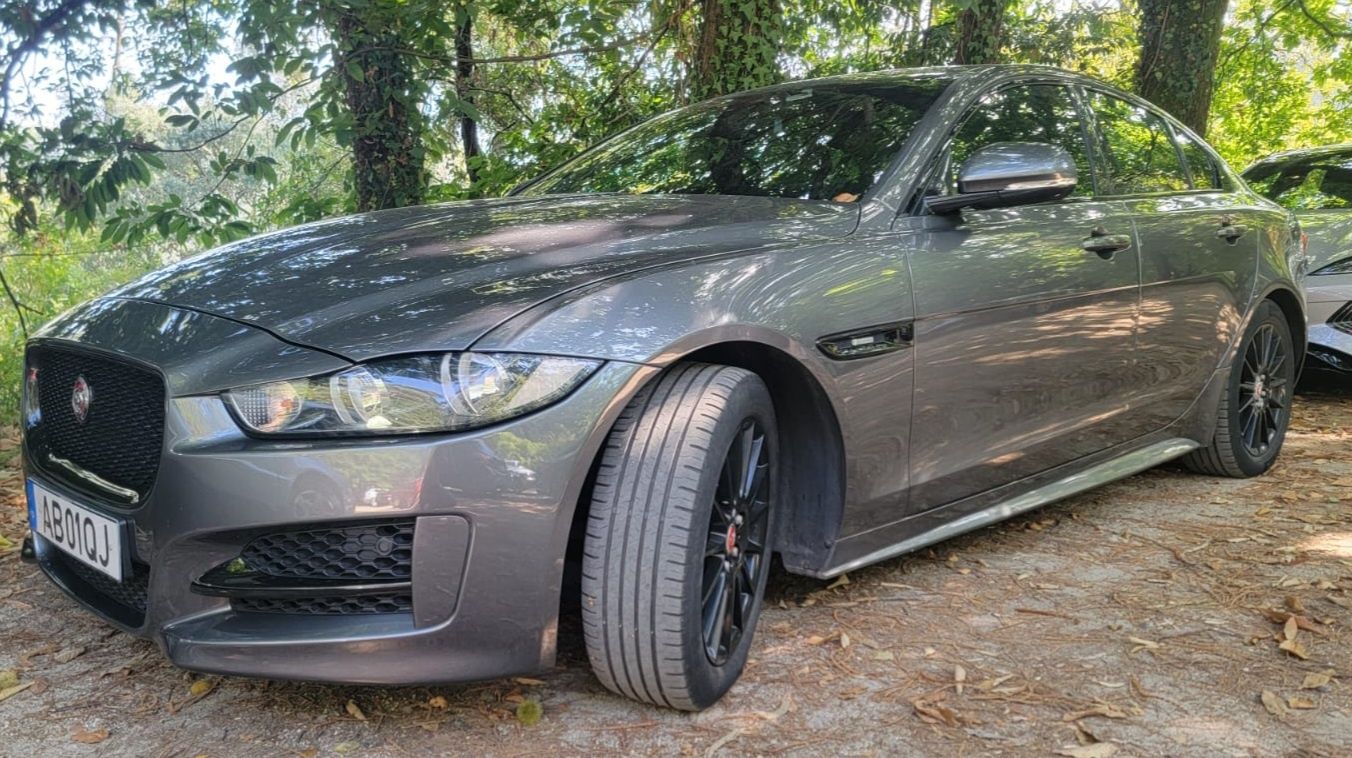 Jaguar XE R-Sport
