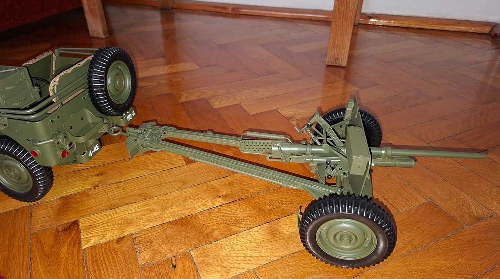 Jeep Willys MB Model skala 1:8