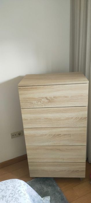 Cómoda/Camiseiro com 5 gavetas em carvalho