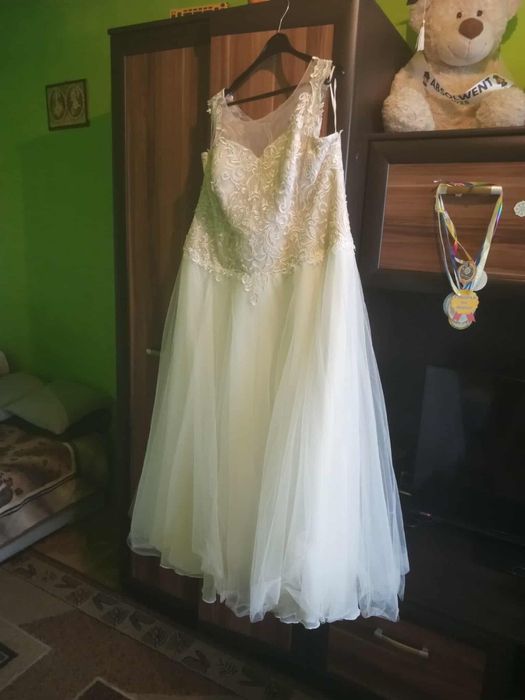 Sprzedam Suknie ślubną