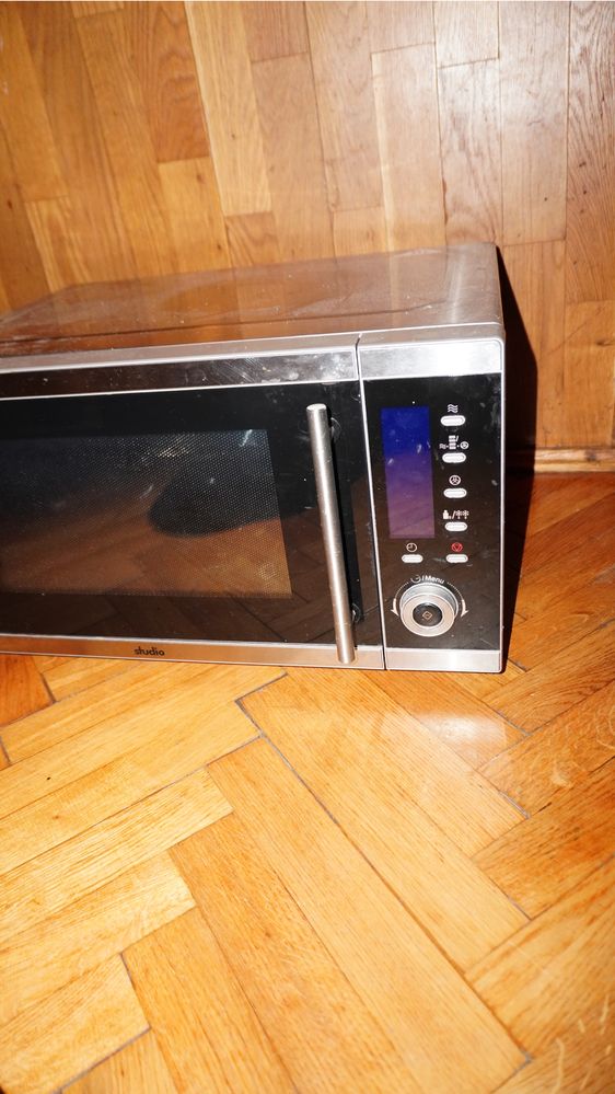 Mikrofala uzywana czarna studio 4w1