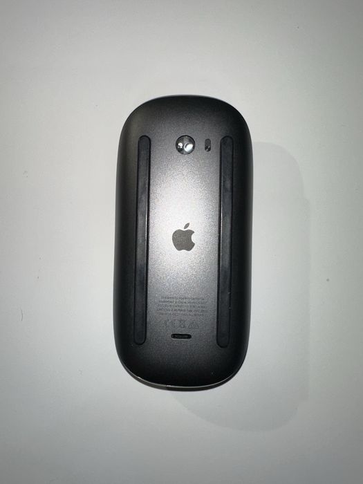 MacBook Pro 13’ M1 + Magic Mouse 2