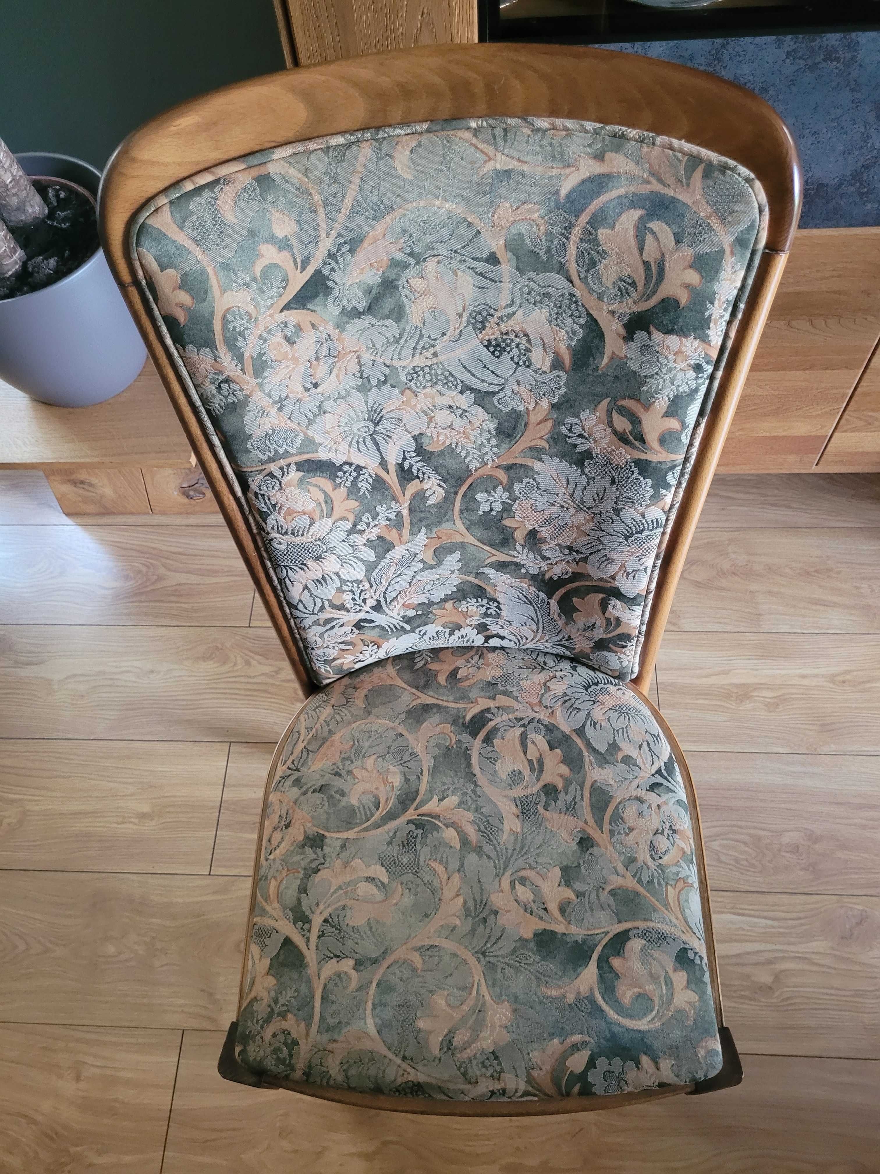 Krzesło dębowe z obiciem z materiału