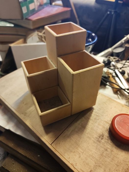 Eko organizer na biurko drewniany.