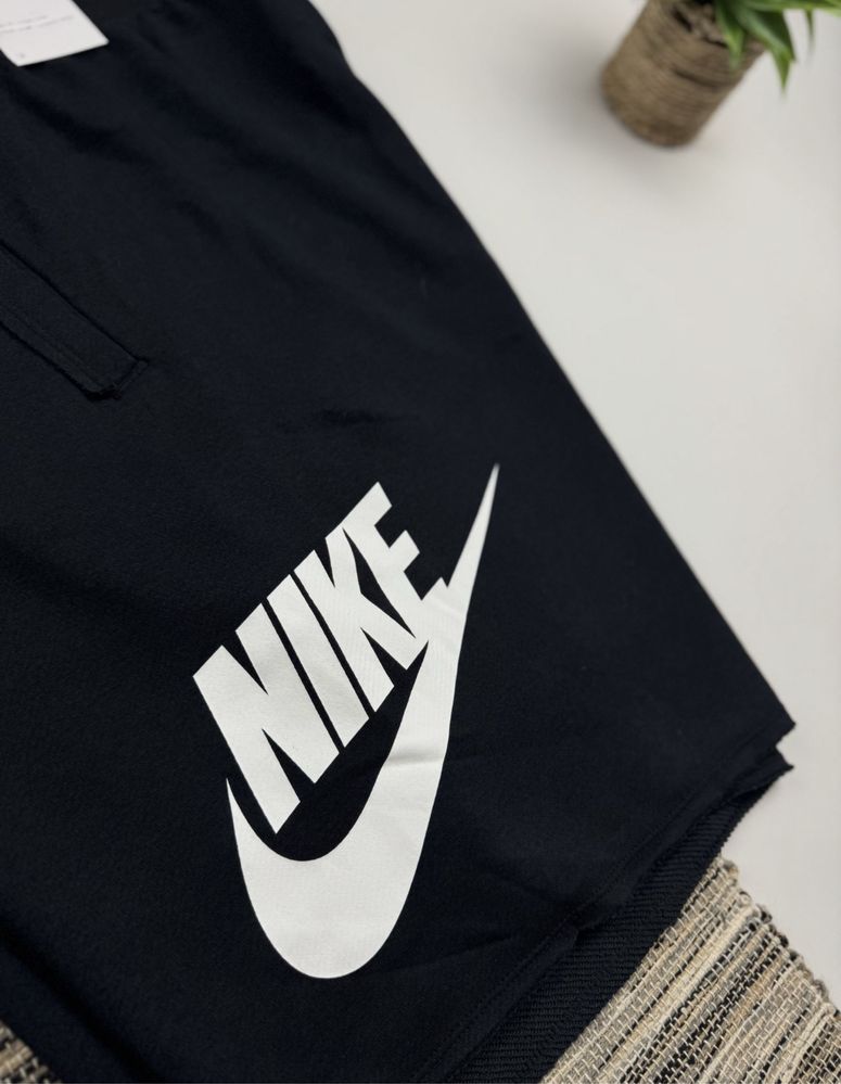 Оригінал. Шорти Nike. Оригінальні шорти найк