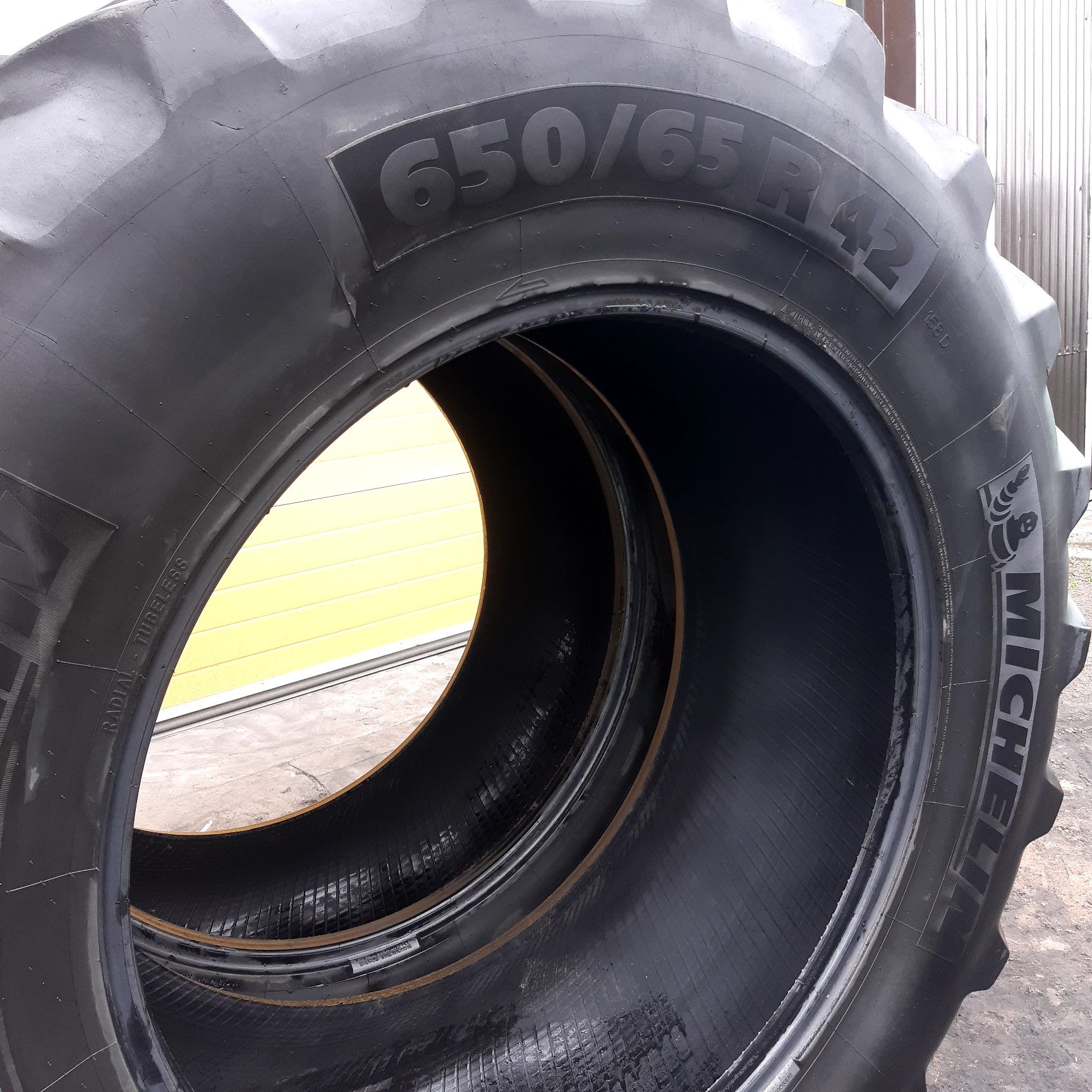 650/65R42 Opona Michelin Multibib