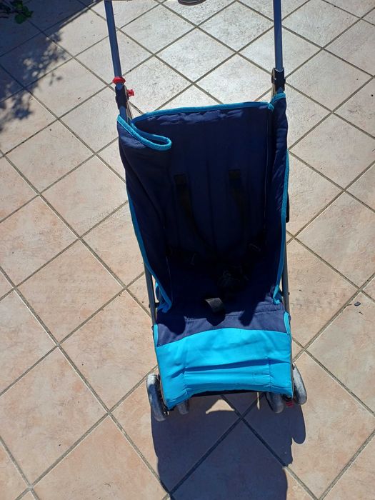 Carrinho para criança tipo bengala