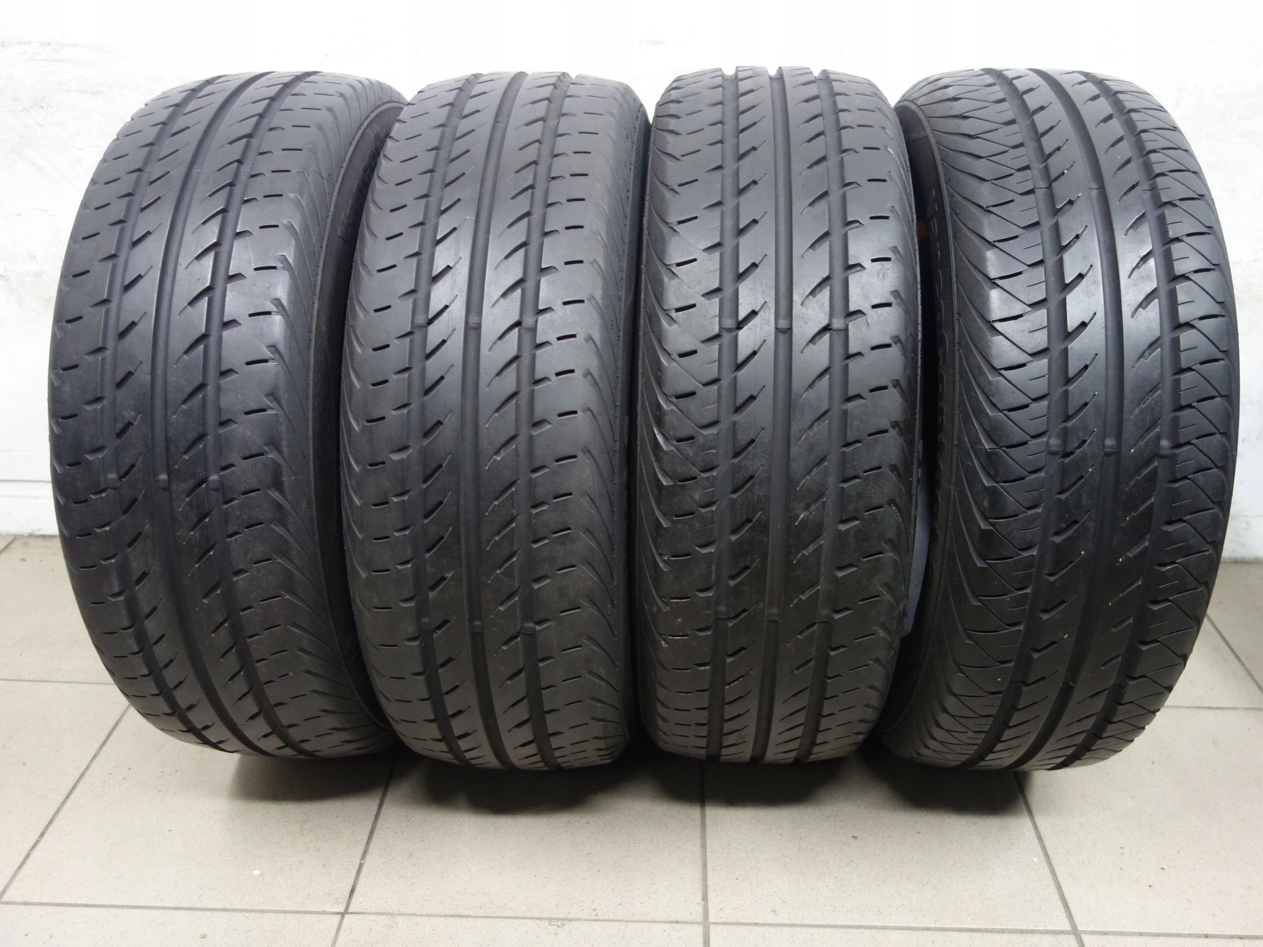 Opony Letnie Continental VanContact 195/60R16C 99/97 H 4x7m extra stan